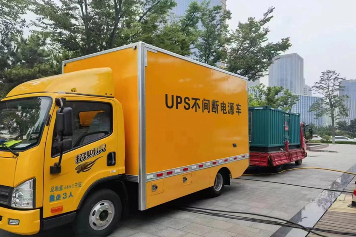 双清发电机租赁施工现场
